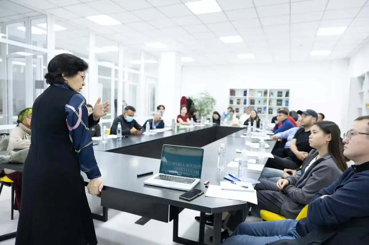 Алматыда гидтер мен экскурсоводтар үшін курстар өтіп жатыр