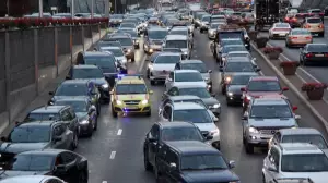 Алматыны тұмша түтіннен құтқаратын жалғыз жол – көлік ағынын азайту – урбанист Дәурен Әлімбеков