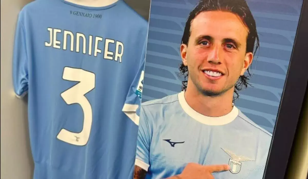 Итальянские клубы провели матчи в майках с женскими именами