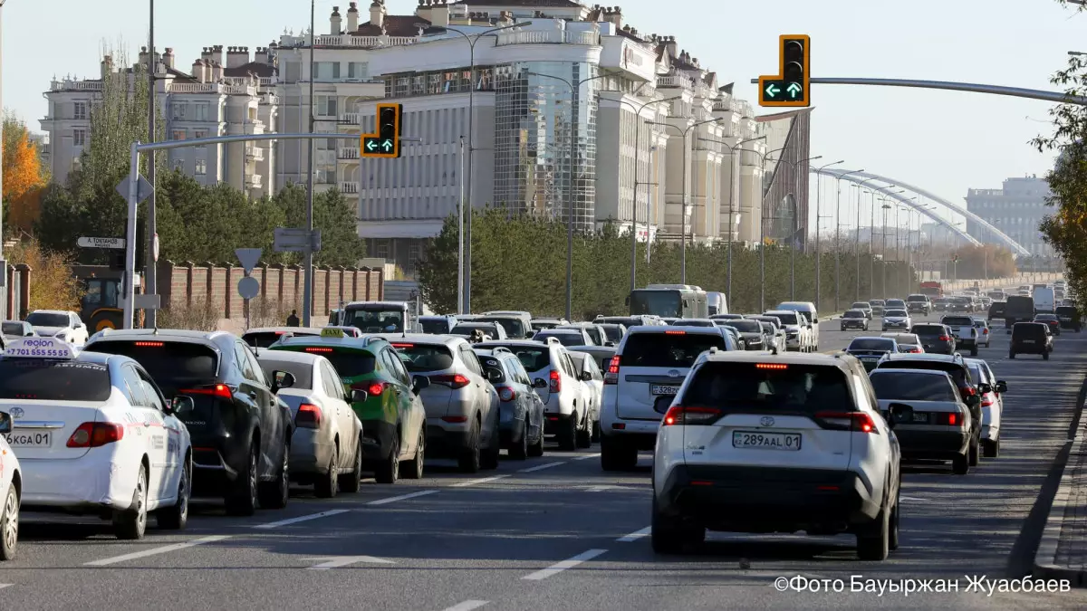 Көліктегі жанармайды үнемдеудің 10 әдісі: мамандар кеңесі