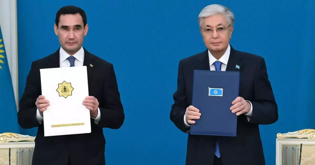  Қасым-Жомарт Тоқаев пен Сердар Бердімұхамедов Бірлескен мәлімдемеге қол қойды 