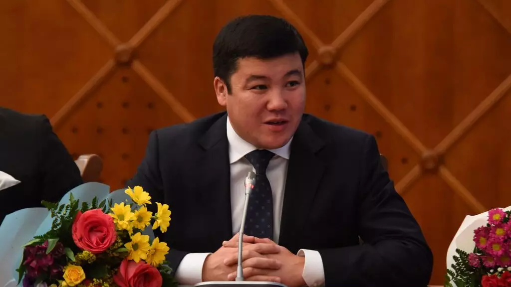 "Бәрінен қашып кеттім" деді Тұрсынбек Қабатов