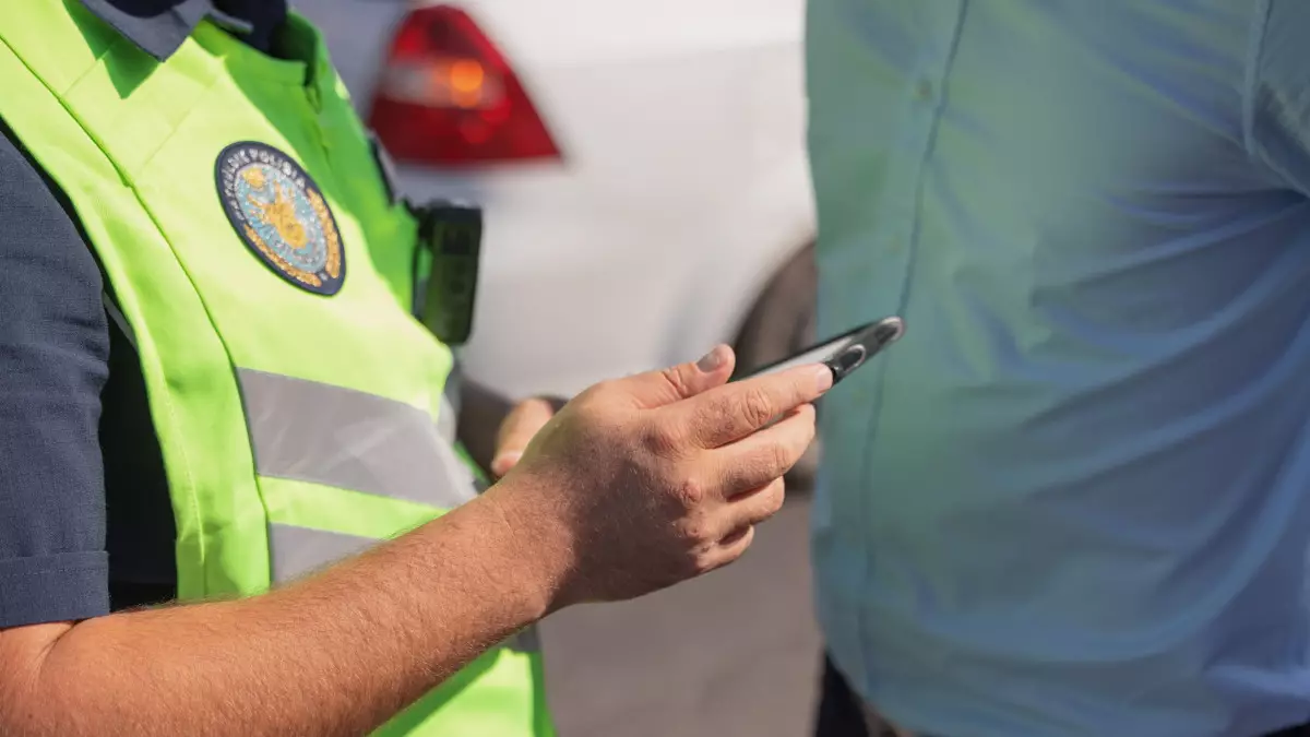 У алматинцев массово забирают машины и водворяют на штрафстоянки