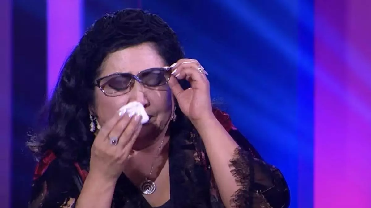 «Қимай-қимай қоштастым»: Мақпал Жүнісова ерекше жазба жариялады (ВИДЕО)