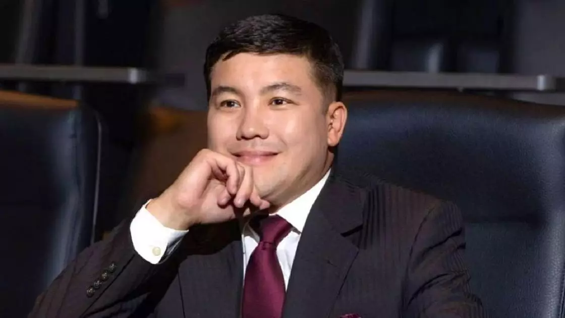 "Бәрінен қашып кеттім": Тұрсынбек Қабатов Хромтауда не істеп жүр?