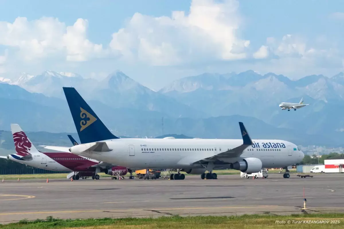 Резкий рост цен на авиабилеты зафиксирован в Казахстане