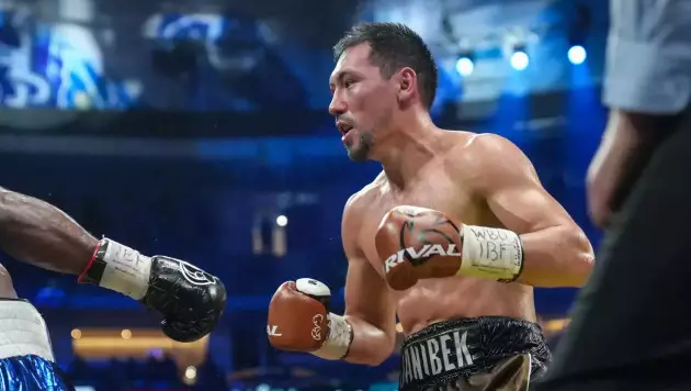 Где и когда в Казахстане покажут бой Алимханулы за три титула