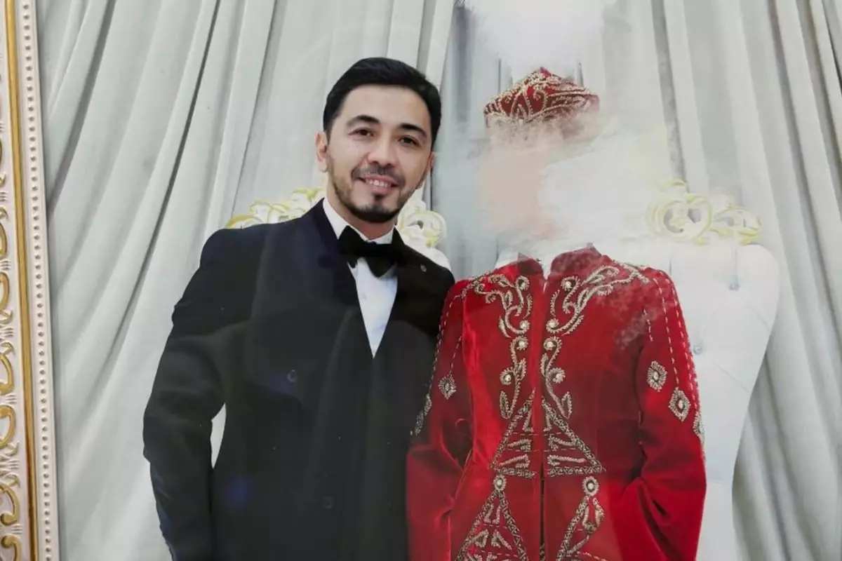 &#171;Алғаш рет неке қияр сәтте көрдім&#187;: Актер Дәурен Айдарқұлов өзінен 15 жас кіші қызға үйленген