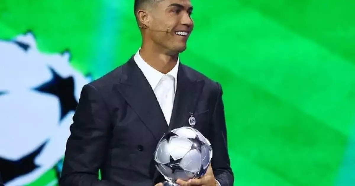  Атақты футболшы Криштиану Роналду үйленбекші 