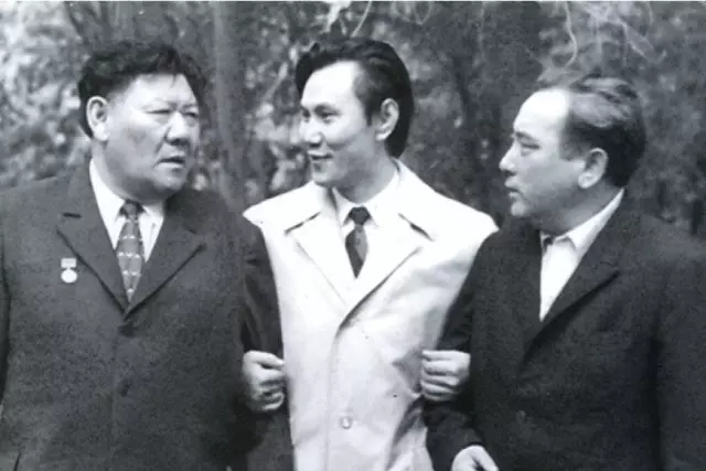 Сырнай сазды Сырбай ақын