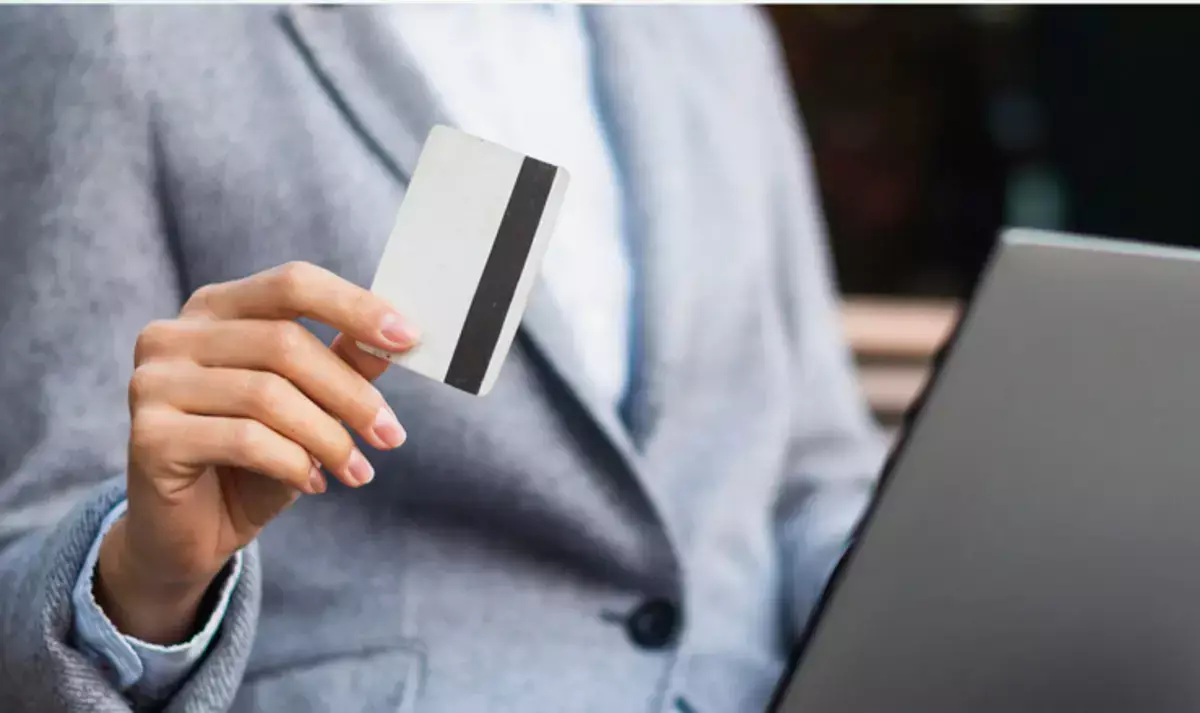 Банки сказали «нет» навсегда: полный запрет на кредиты в Казахстане с 24 ноября - причины - новости на Lada.kz 25.11.2025