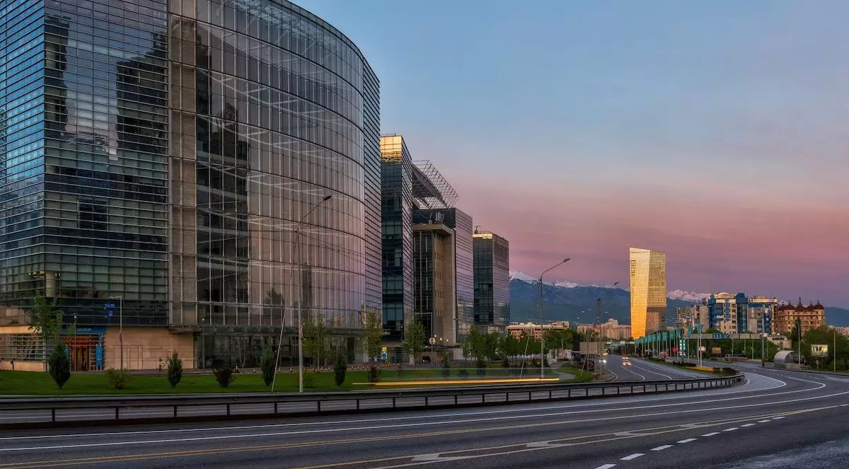 Алматыдағы алқалы жиын қаржы саласын жаңа белеске көтеруге серпін берді