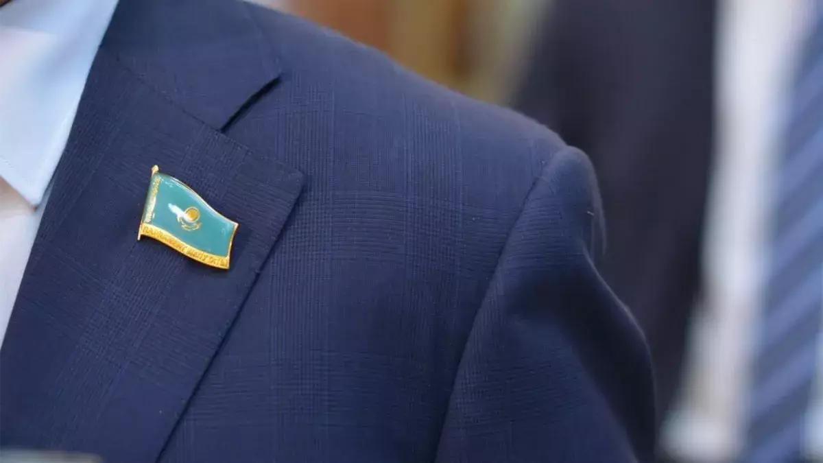 Ақтөбелік депутаттар әйелдерін пайдаланып, мемлекеттің 672 миллион теңгесін жымқырған