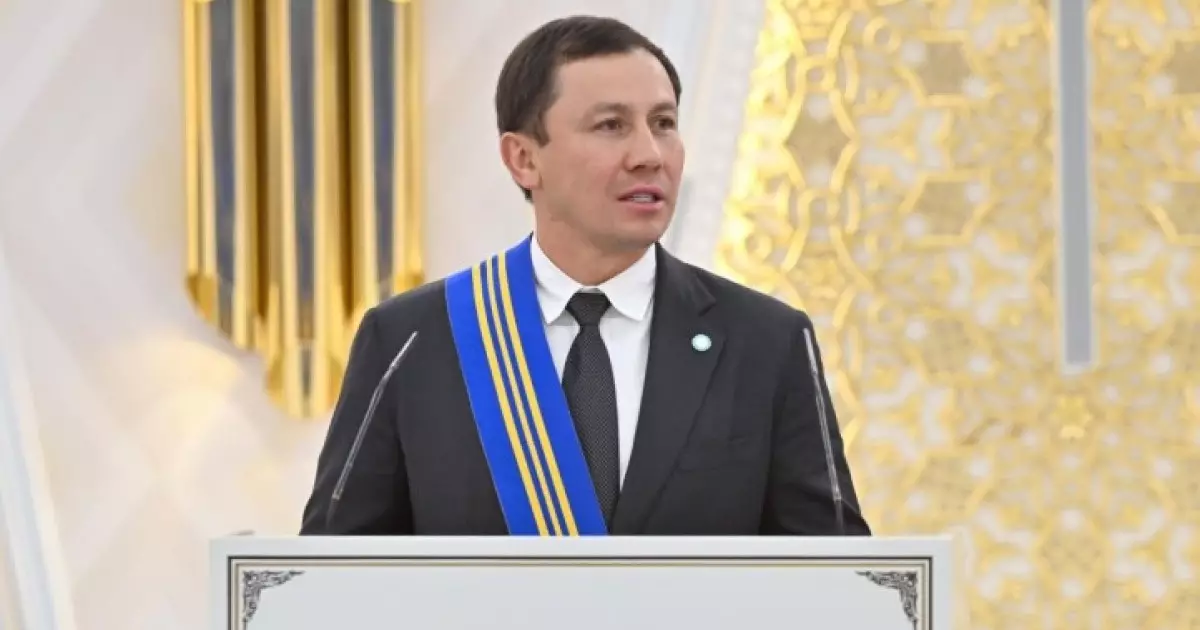  Тоқаев Головкинді І дәрежелі «Барыс» орденімен марапаттады 