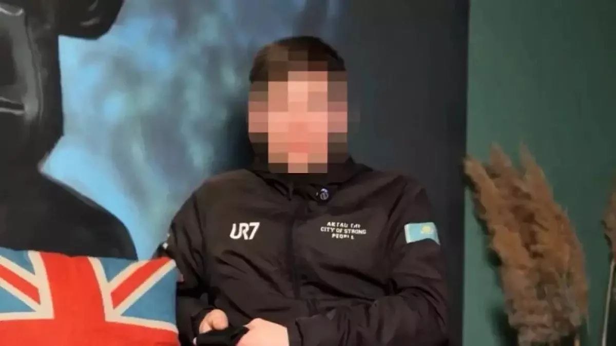 Ақтауда танымал видеограф кәмелетке толмаған ұл баланы зорлады деген күдікпен ұсталды