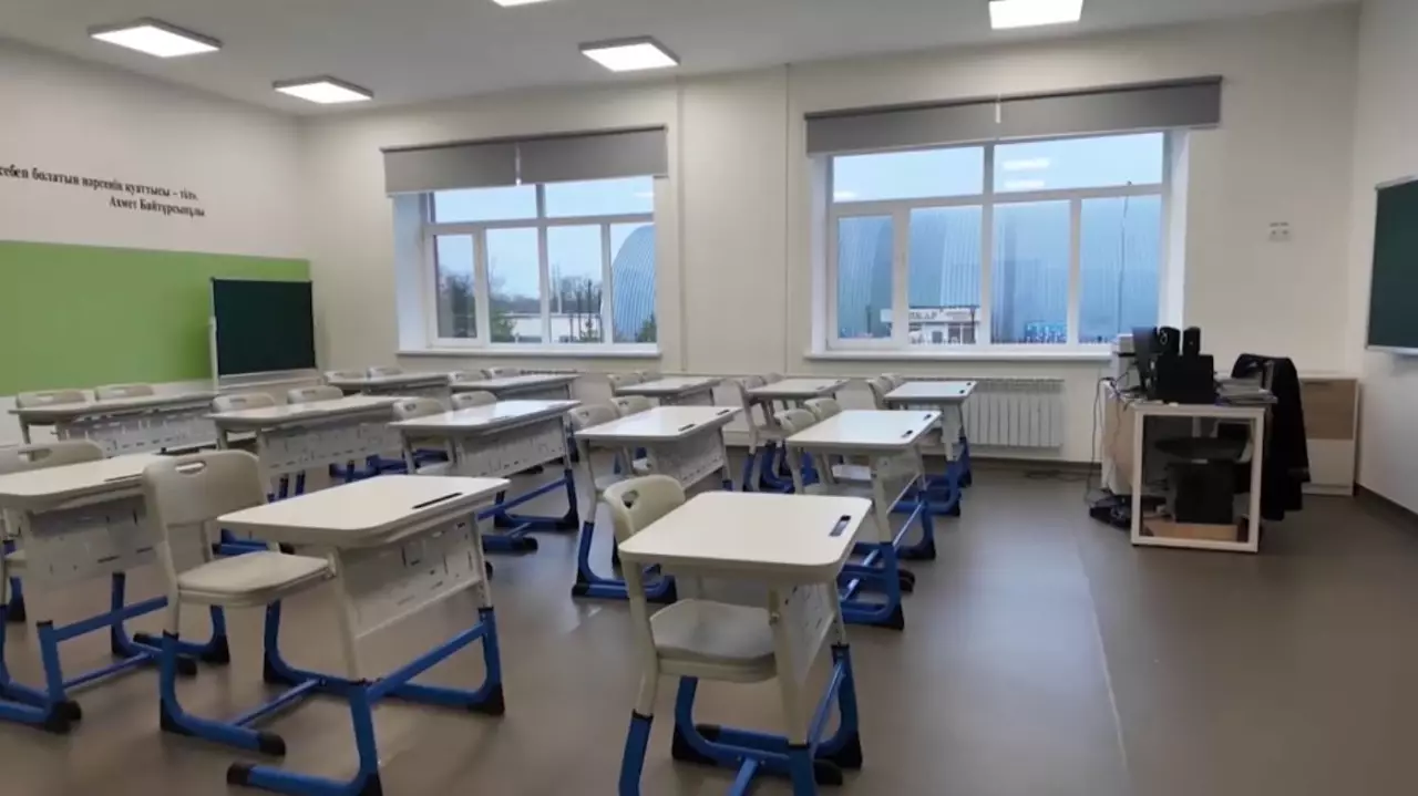 Все школы Костаная переведены на дистанционное обучение