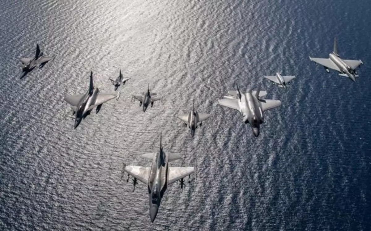 Страны НАТО начали крупномасштабные военно-воздушные учения