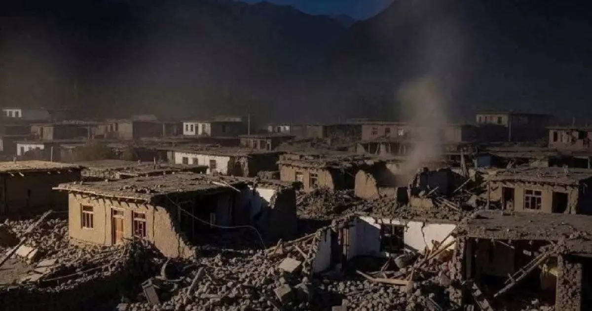  Жойқын жер сілкінісі орын алып, 600-ден аса адам қаза тапты 