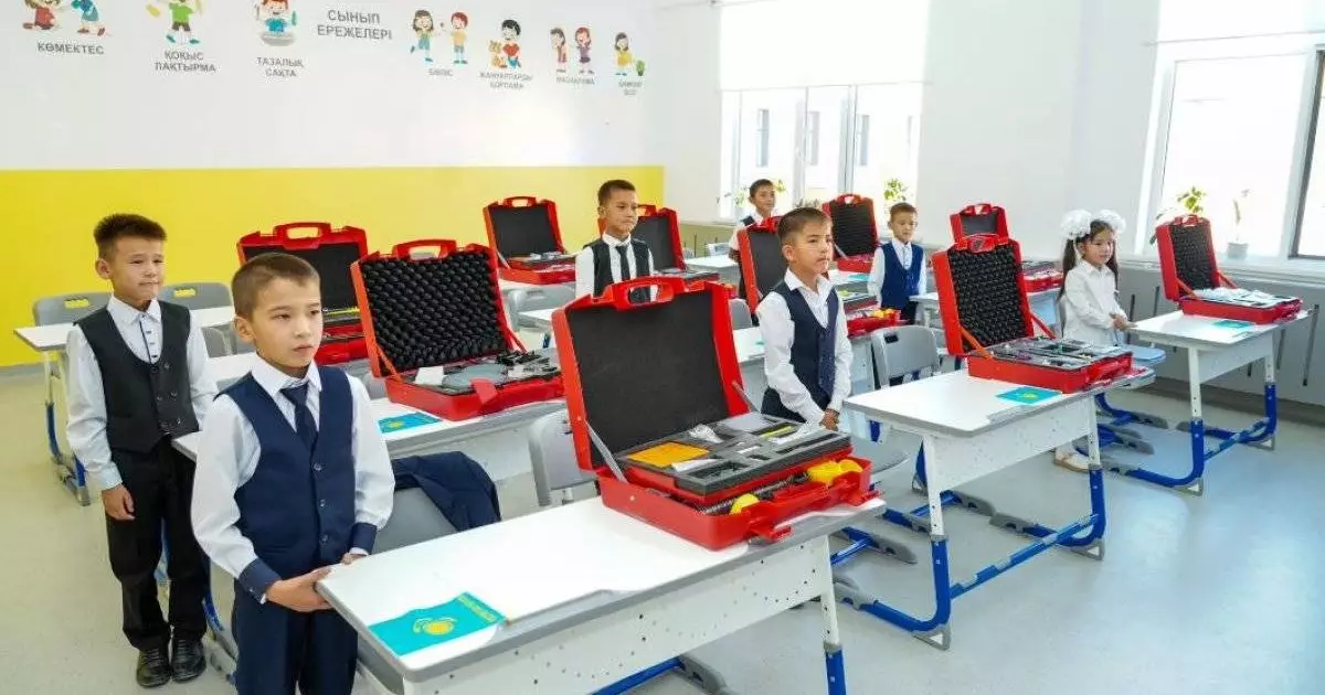  Сауранда «Келешек мектептері» аясында 300 орындық мектеп ашылды 
