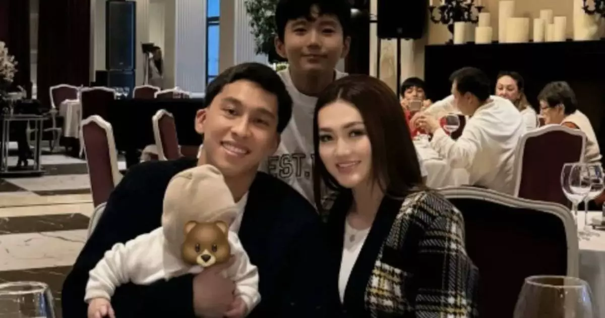  «Ерлер Раймнан үлгі алсын!»: Raim-ның мотоциклдегі ролигі жұртты тәнтті етті 