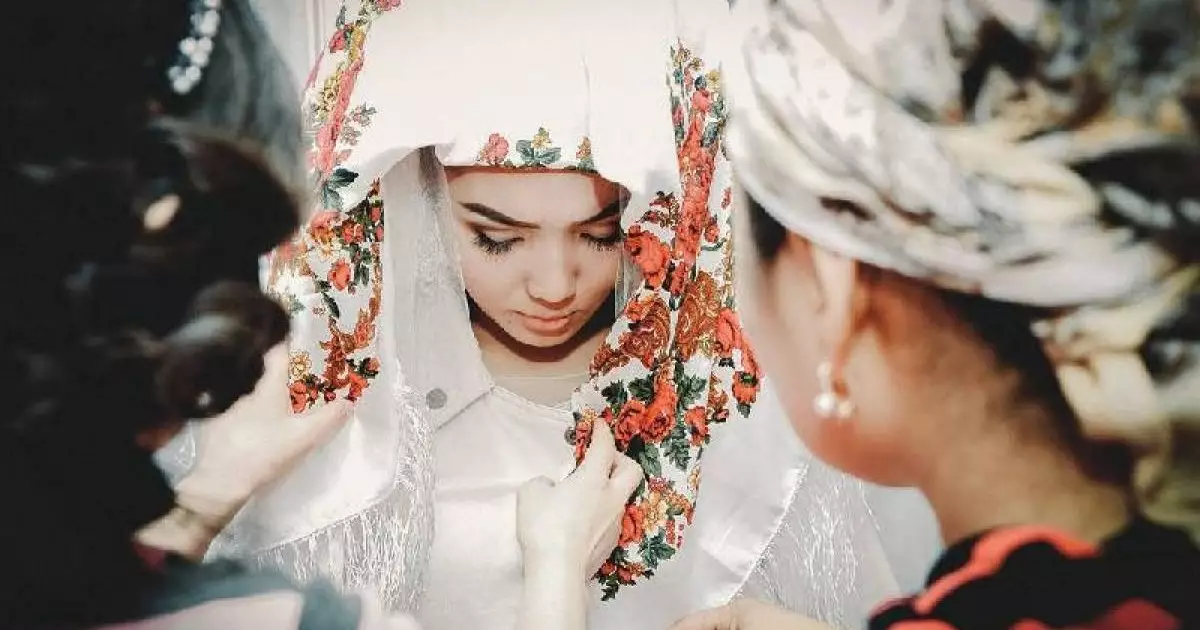  «Қызыңның сүйегін алып кет»: Тұрмысқа шыққан жас қыз үш күннен кейін қайтыс болды 