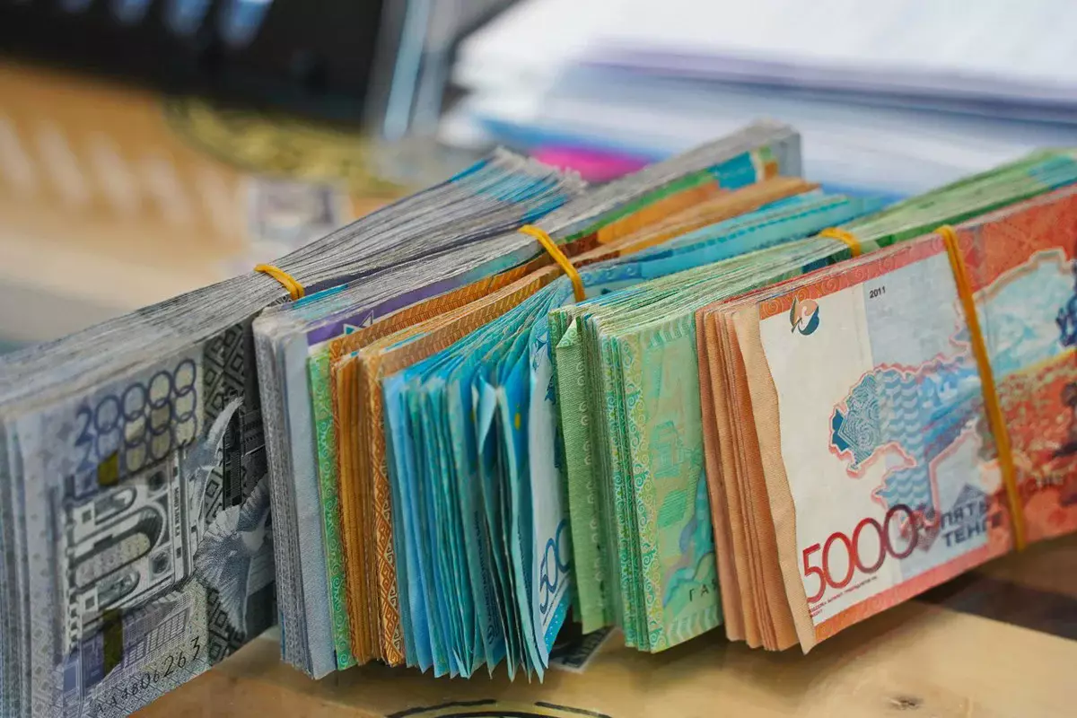 Акмолинская учительница перевела мошенникам более 20 млн тенге