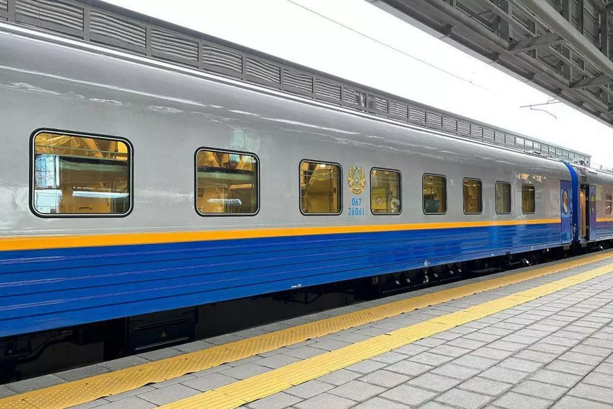 Подорожают ли билеты на самолеты и поезда к декабрьским праздникам в Казахстане