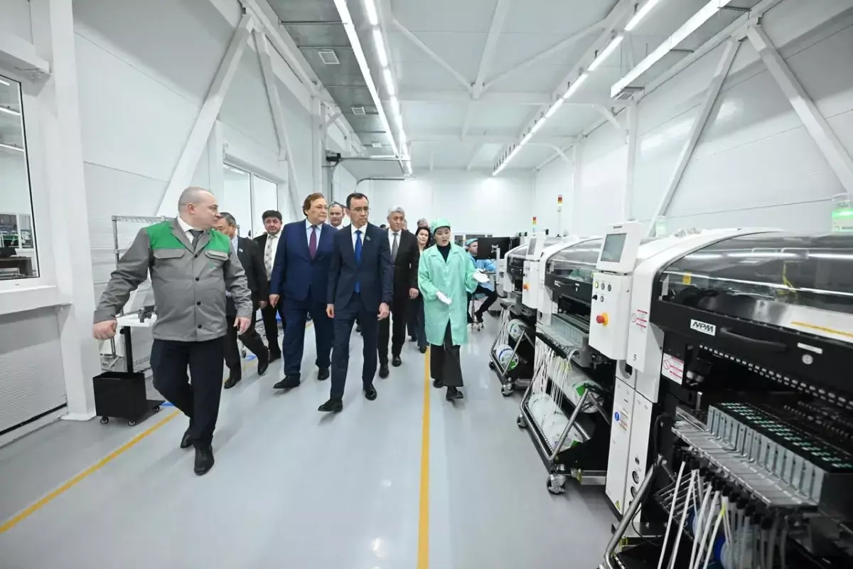 Машиностроение Казахстана меняет правила игры: сенаторы готовят революционный закон - новости на Lada.kz 25.11.2025