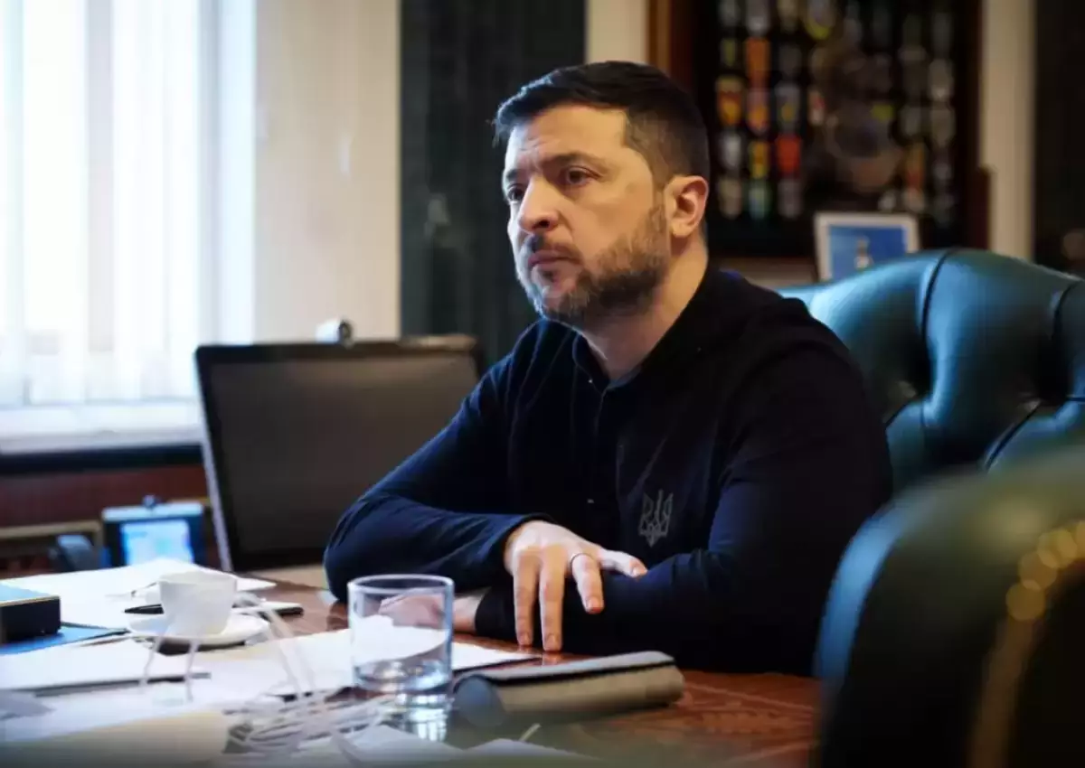 Зеленский соғысты тоқтату жоспарын бекіту үшін Трамппен жеке кездескісі келеді