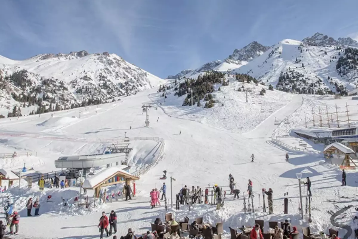 Шымбулак открывает сезон: первые трассы заработают 26 ноября