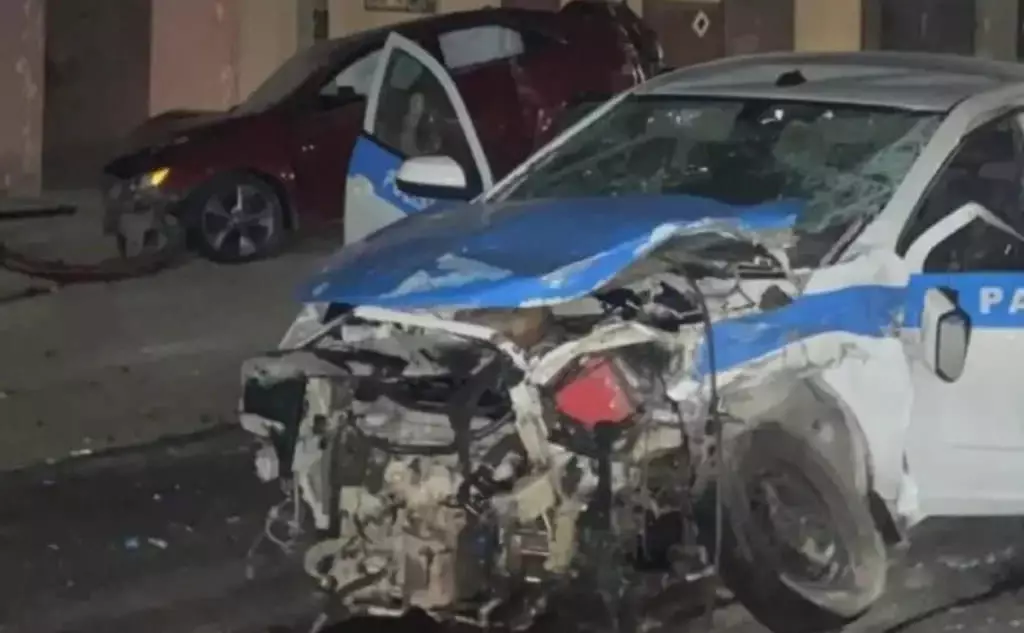 Бейнеуде көлік тізгіндеген жасөспірім патрульдік автомен соқтығысты (ВИДЕО)