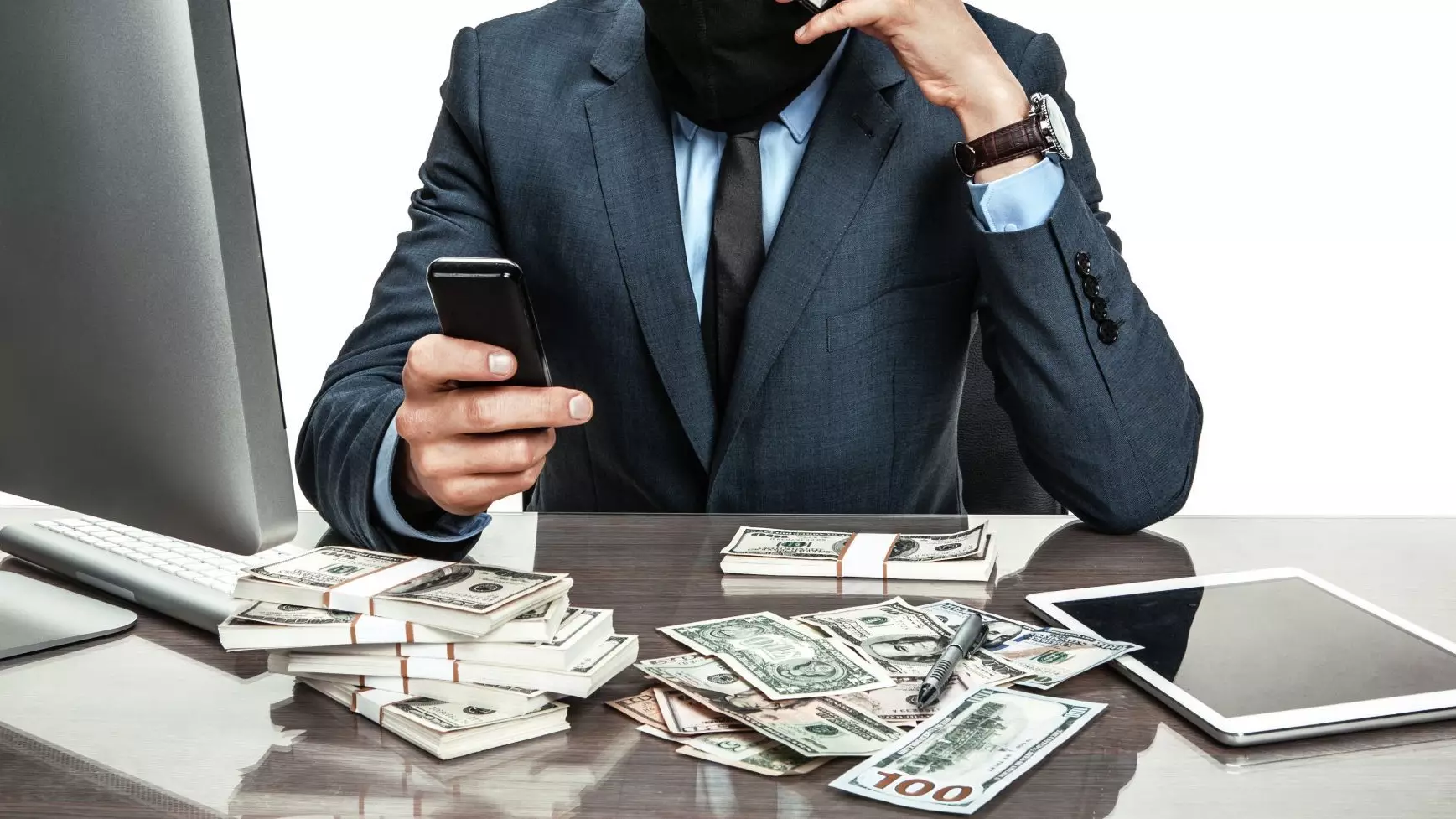 Ақшасын көбейтем деген мұғалім алаяққа жем болды