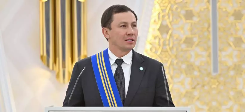 Касым-Жомарт Токаев наградил Геннадия Головкина орденом