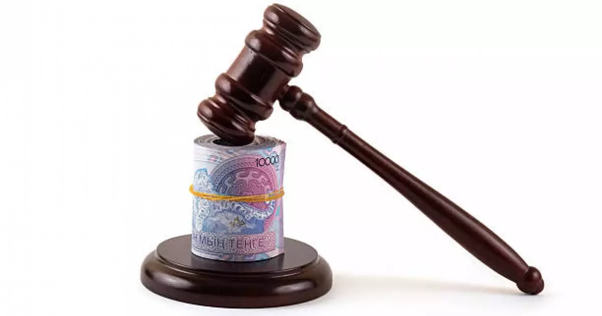  Мұғалімді балағаттаған оқушының анасына айыппұл салынды 