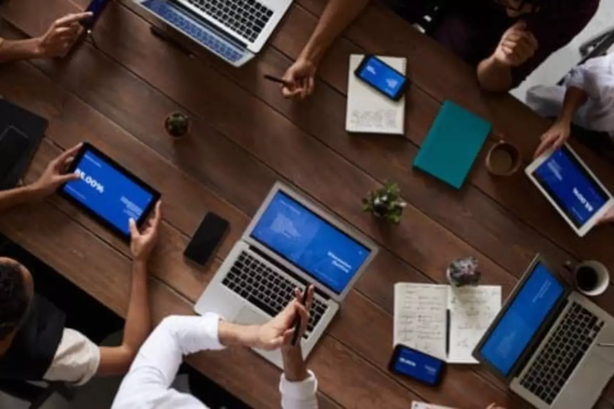 Правительство утвердило новый налоговый режим для самозанятых: что изменится с 2026 года