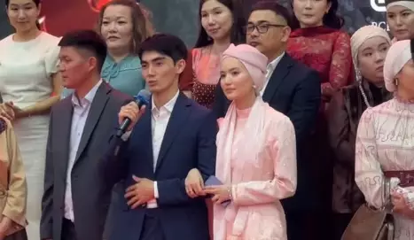 &#171;Сонша жабысып алыпты&#187;: Сәкен Майғазиевтің ұлы мен келіні талқыға түсті (ВИДЕО)