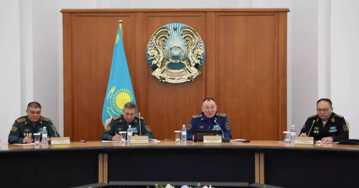  `Биыл 2 710 сарбаз білім гранттарын иеленді`: Астанада әскери қызметтің беделін көтеру мәселесі талқыланды 