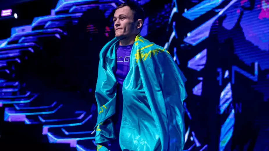 Тренер Рахмонова высказался о будущем Бекзата Алмахана в UFC