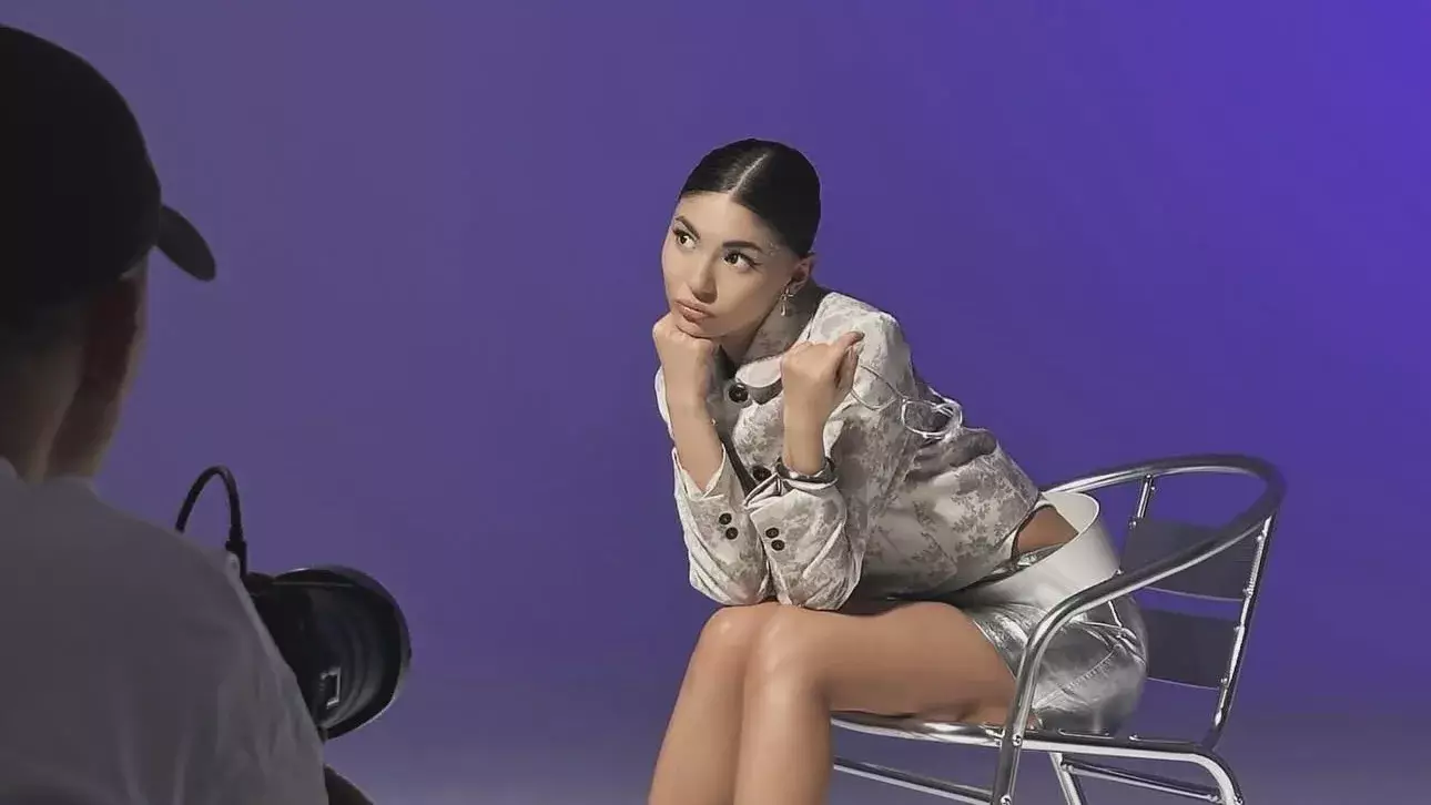 «Үстіңе не киіп алған?»: KeshYou әншісінің видеосы жұртқа жақпай қалды