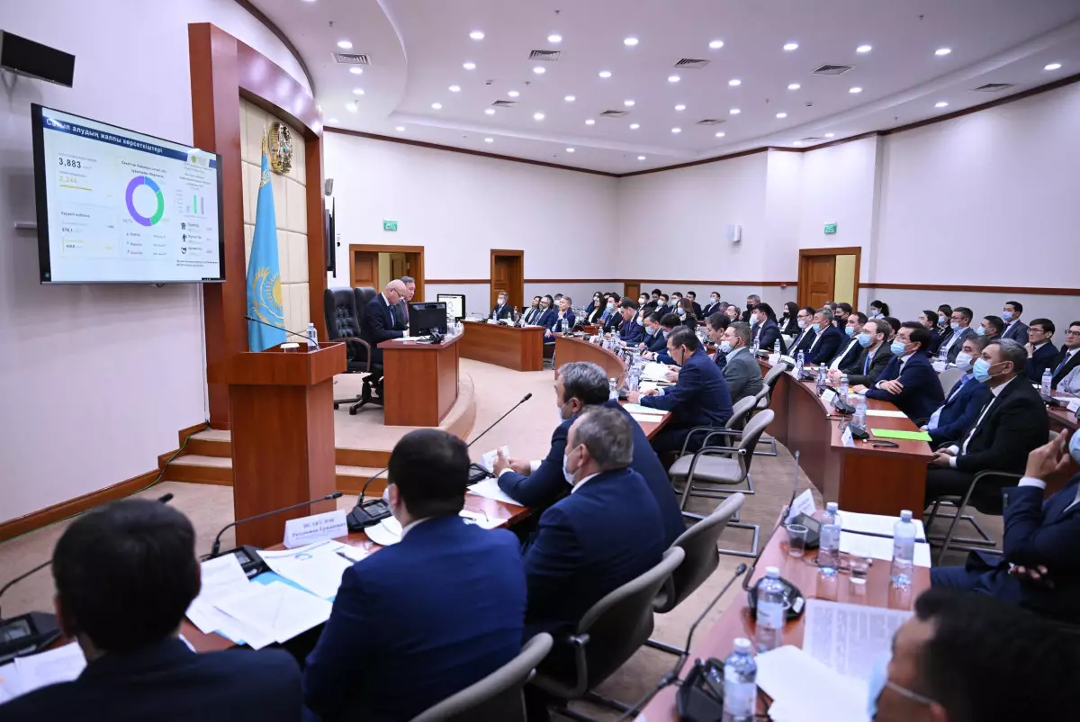 Мажилис одобрил обновлённые правила для банков, МФО и крипторынка