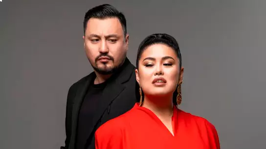 "Олжеке әдемі, бағалы сырға үшін рахмет": Дариға Бадықова қымбат сыйлығын көрсетіп мақтанды (ФОТО)