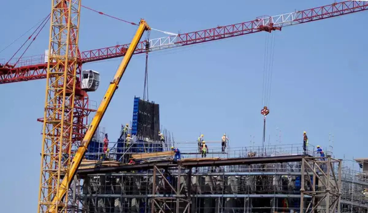 Ветхие дома, плотная застройка, сейсмориски: как изменится строительство в Казахстане