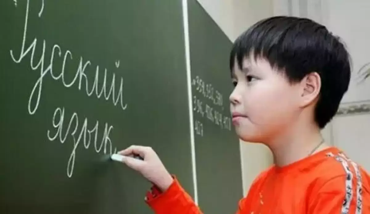 Путин Қырғызстанда үш орыс мектебін ашпақ