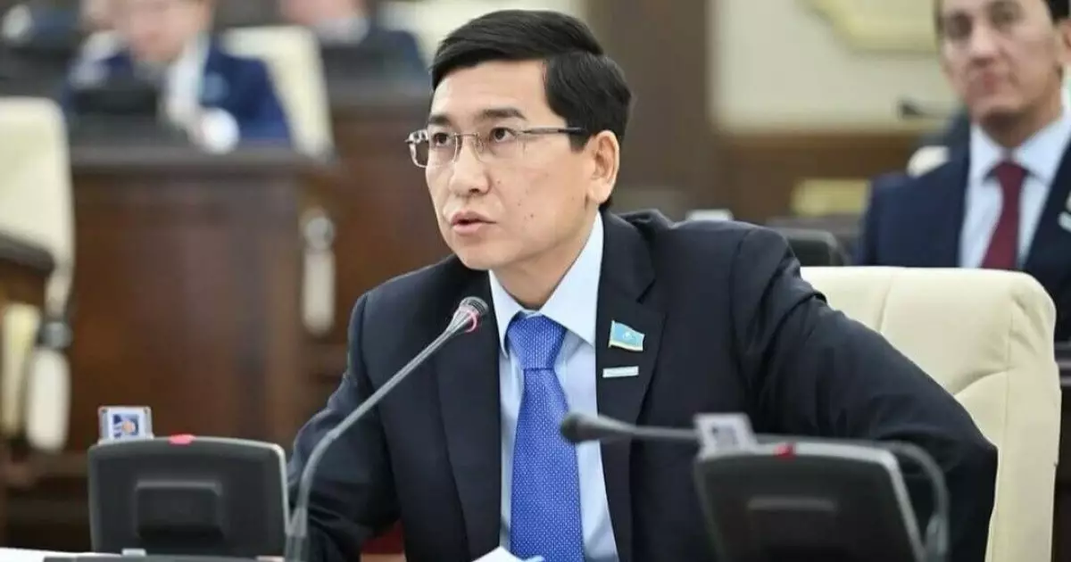  Мәжіліс  медиктердің жәбірлену мәселесін талқылады 