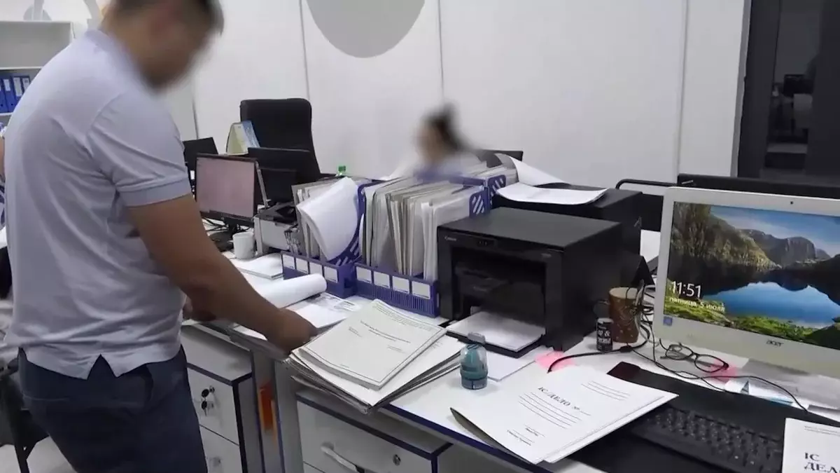 Жұмыссыз азаматтардың атын пайдаланып, мемлекет қаржысын жымқырғандар сотталды