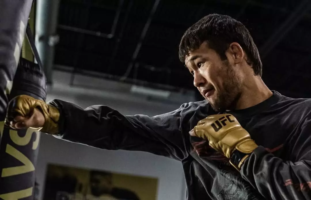 «Махачев емес!» Шавкат Рахмонов жанкүйерлерді таңғалдырған келесі қарсыласын атады