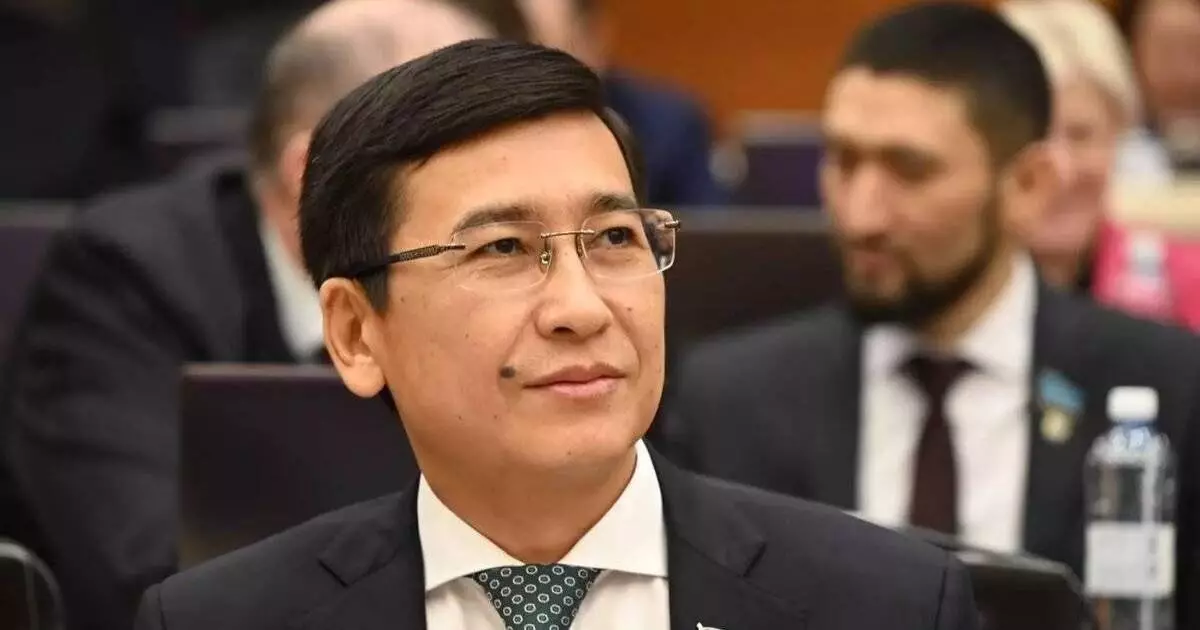  Сүйінші, ағайын! Аймағамбетов еліміздегі барша дәрігерді қуантатын жаңалығын айтты 