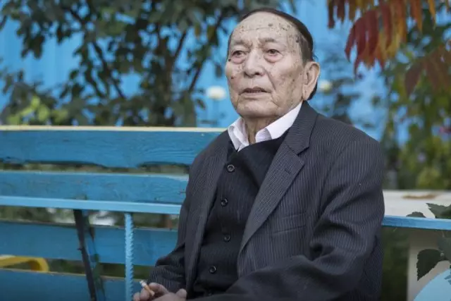 «Ана жақта анам бар, мына жақта балам бар...»