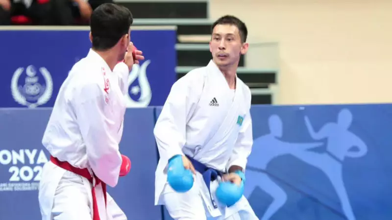 Каратэден әлем чемпионатында ел намысын кімдер қорғайды?