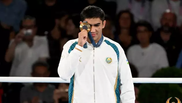 Олимпийский чемпион из Узбекистана ушёл в профи: первый соперник из Казахстана